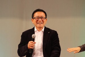 終始和やかなムードで行なわれた今回のトークショー。序盤から、瀬古さんのジョークが冴えていました。 